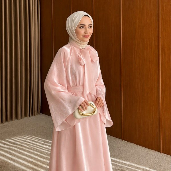 Pembe Elbise