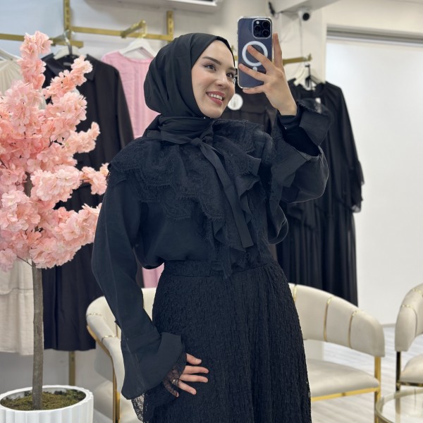 Siyah Dantelli Gömlek